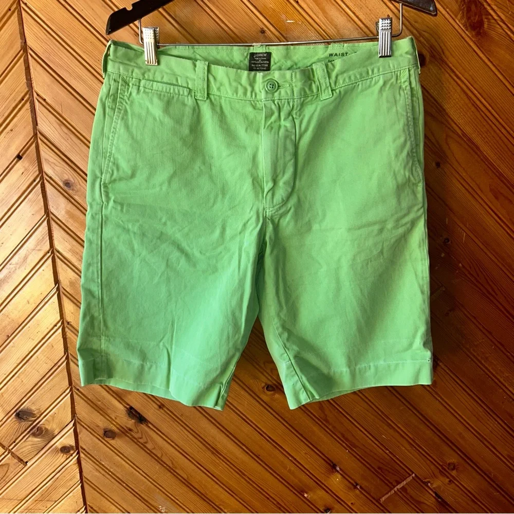 J. Crew Green Cotton shorts men’s sz 32